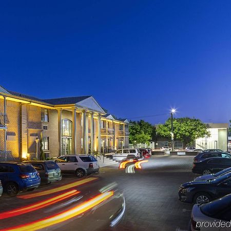 Adelaide Inn Экстерьер фото