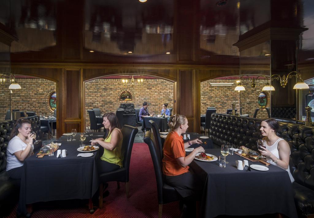 Adelaide Inn Экстерьер фото