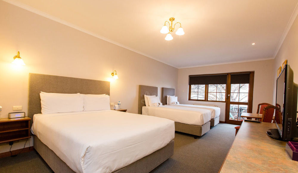 Adelaide Inn Экстерьер фото